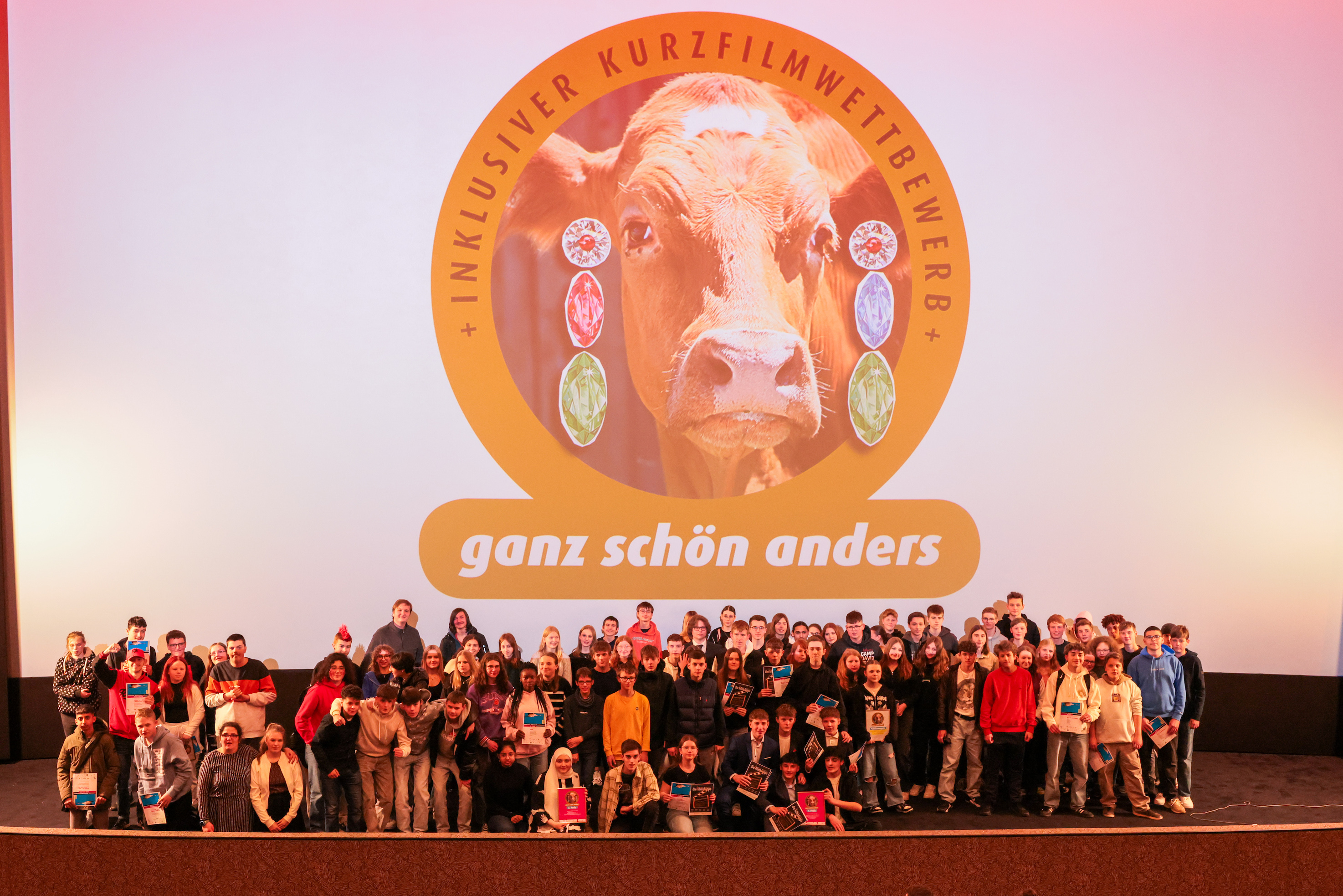 Kurzfilmgala: 450 Schüler*innen feiern ihre Preise im Astor Kino Hannover
